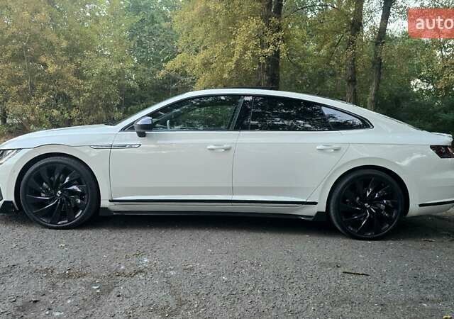 Білий Фольксваген Arteon, об'ємом двигуна 1.98 л та пробігом 87 тис. км за 26500 $, фото 6 на Automoto.ua