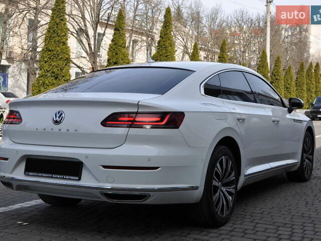 Белый Фольксваген Arteon, объемом двигателя 2 л и пробегом 80 тыс. км за 28900 $, фото 8 на Automoto.ua