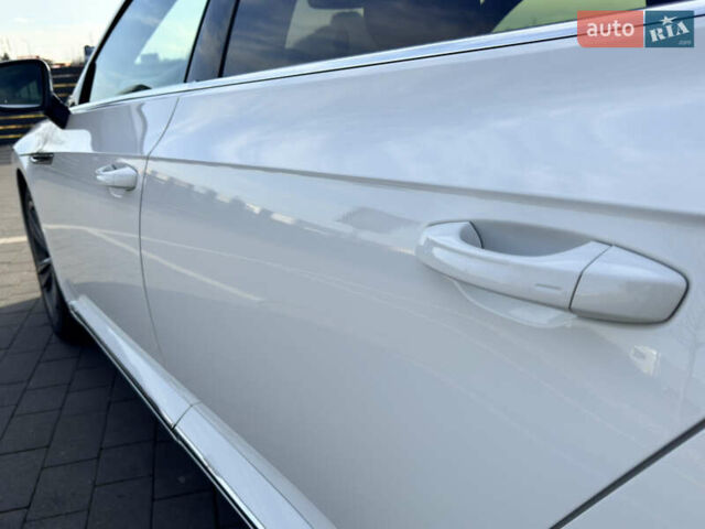 Белый Фольксваген Arteon, объемом двигателя 2 л и пробегом 215 тыс. км за 25999 $, фото 39 на Automoto.ua