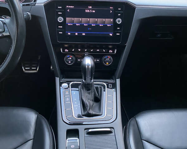 Белый Фольксваген Arteon, объемом двигателя 1.98 л и пробегом 89 тыс. км за 21900 $, фото 33 на Automoto.ua