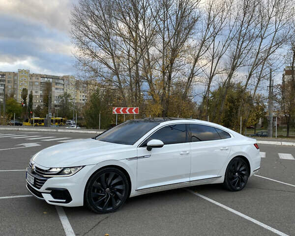 Белый Фольксваген Arteon, объемом двигателя 1.98 л и пробегом 89 тыс. км за 21900 $, фото 11 на Automoto.ua