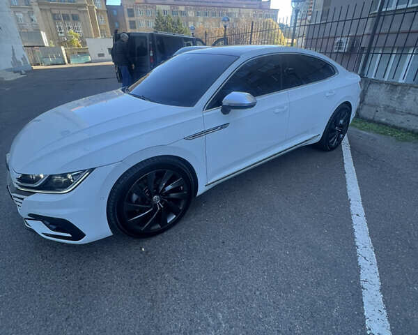 Белый Фольксваген Arteon, объемом двигателя 2 л и пробегом 38 тыс. км за 32000 $, фото 7 на Automoto.ua