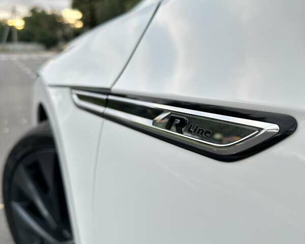 Белый Фольксваген Arteon, объемом двигателя 1.98 л и пробегом 46 тыс. км за 23900 $, фото 6 на Automoto.ua