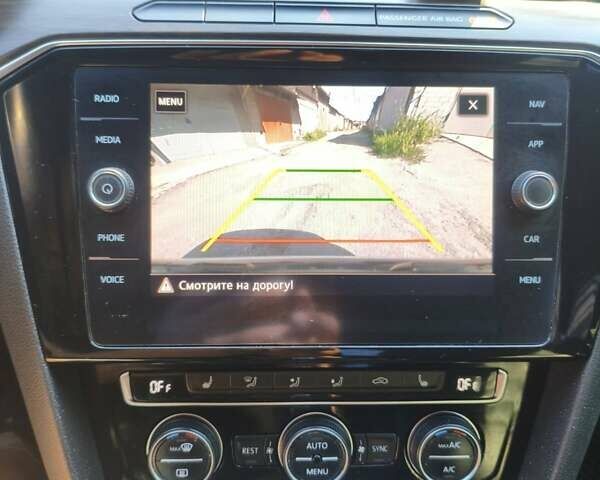 Белый Фольксваген Arteon, объемом двигателя 2 л и пробегом 98 тыс. км за 21000 $, фото 25 на Automoto.ua