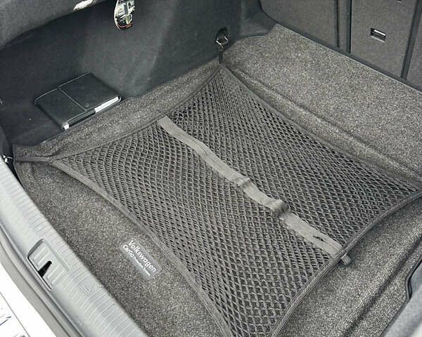 Білий Фольксваген Arteon, об'ємом двигуна 1.98 л та пробігом 46 тис. км за 24950 $, фото 48 на Automoto.ua
