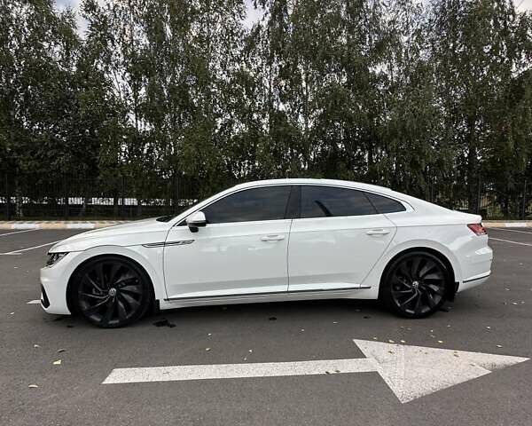 Белый Фольксваген Arteon, объемом двигателя 1.98 л и пробегом 46 тыс. км за 23900 $, фото 5 на Automoto.ua