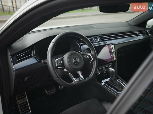 Білий Фольксваген Arteon, об'ємом двигуна 2 л та пробігом 146 тис. км за 28700 $, фото 30 на Automoto.ua