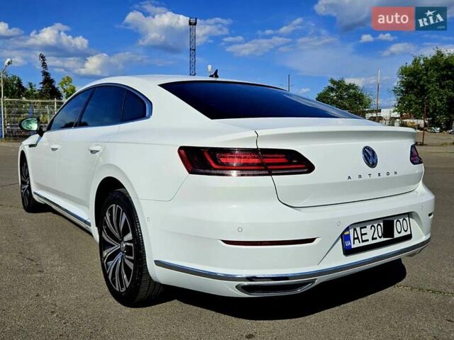 Білий Фольксваген Arteon, об'ємом двигуна 2 л та пробігом 150 тис. км за 27900 $, фото 7 на Automoto.ua