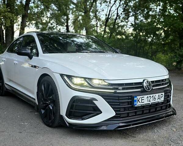 Білий Фольксваген Arteon, об'ємом двигуна 1.98 л та пробігом 87 тис. км за 26500 $, фото 4 на Automoto.ua