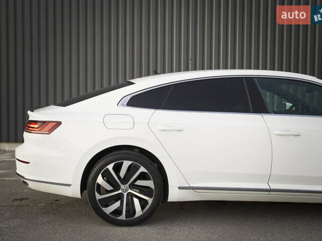 Білий Фольксваген Arteon, об'ємом двигуна 2 л та пробігом 146 тис. км за 28700 $, фото 10 на Automoto.ua