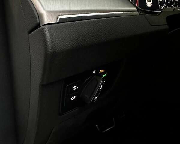 Белый Фольксваген Arteon, объемом двигателя 1.97 л и пробегом 81 тыс. км за 28900 $, фото 9 на Automoto.ua