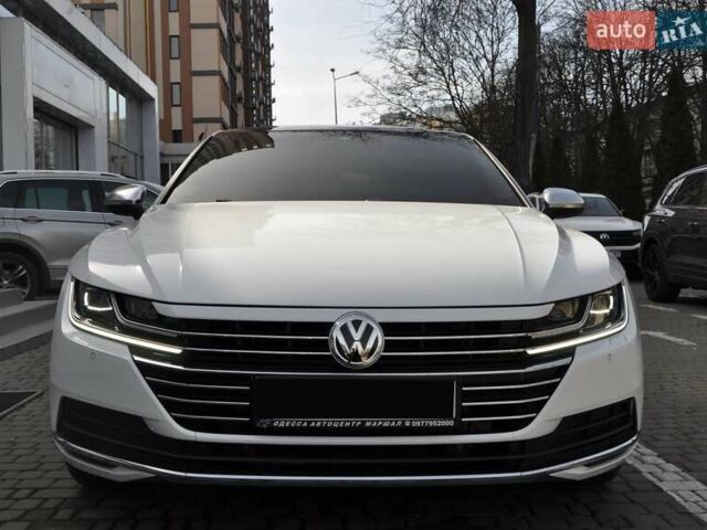 Белый Фольксваген Arteon, объемом двигателя 2 л и пробегом 80 тыс. км за 28900 $, фото 10 на Automoto.ua