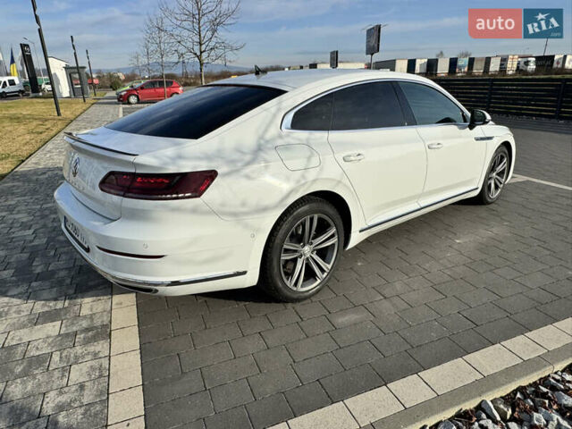Белый Фольксваген Arteon, объемом двигателя 2 л и пробегом 215 тыс. км за 25999 $, фото 35 на Automoto.ua