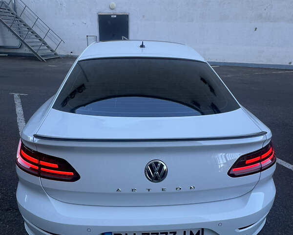 Белый Фольксваген Arteon, объемом двигателя 2 л и пробегом 38 тыс. км за 32000 $, фото 8 на Automoto.ua
