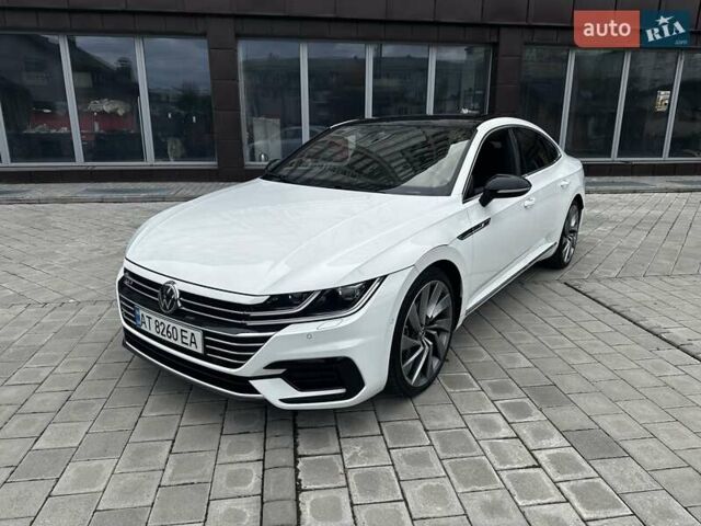 Білий Фольксваген Arteon, об'ємом двигуна 1.98 л та пробігом 67 тис. км за 28300 $, фото 1 на Automoto.ua