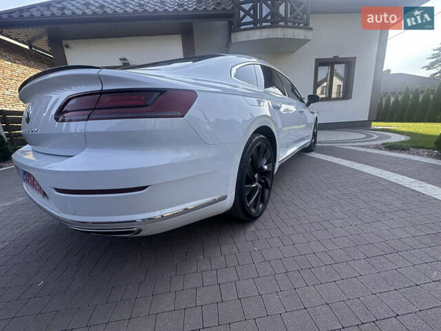 Білий Фольксваген Arteon, об'ємом двигуна 2 л та пробігом 147 тис. км за 19500 $, фото 9 на Automoto.ua