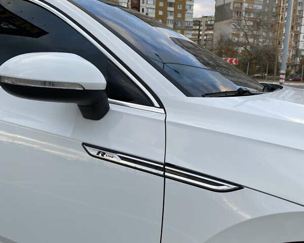 Белый Фольксваген Arteon, объемом двигателя 1.98 л и пробегом 89 тыс. км за 21900 $, фото 8 на Automoto.ua