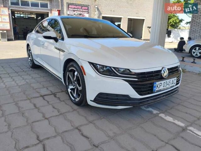 Белый Фольксваген Arteon, объемом двигателя 2 л и пробегом 98 тыс. км за 21000 $, фото 7 на Automoto.ua