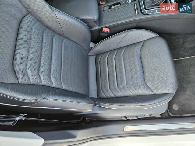 Білий Фольксваген Arteon, об'ємом двигуна 2 л та пробігом 150 тис. км за 27900 $, фото 24 на Automoto.ua