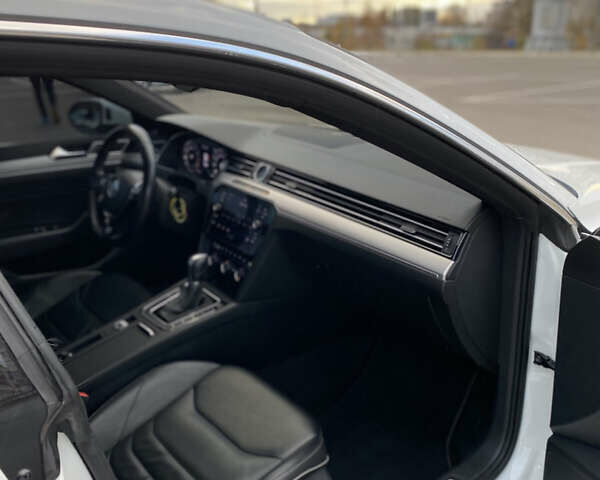 Белый Фольксваген Arteon, объемом двигателя 1.98 л и пробегом 89 тыс. км за 21900 $, фото 20 на Automoto.ua