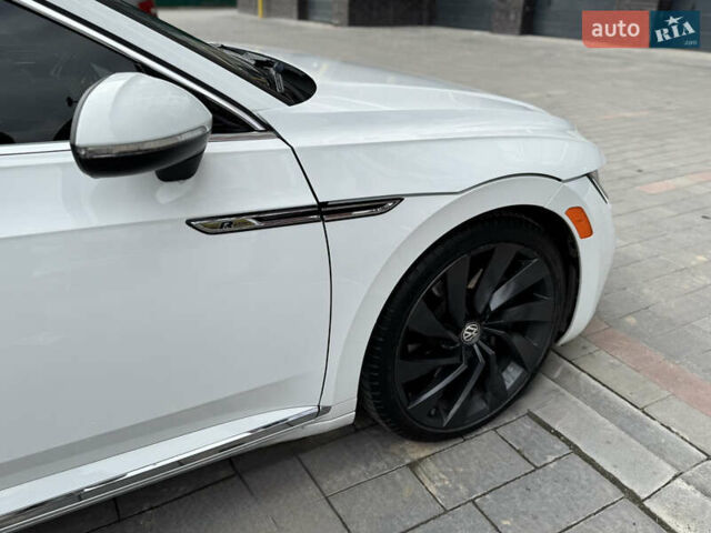 Белый Фольксваген Arteon, объемом двигателя 1.98 л и пробегом 148 тыс. км за 21500 $, фото 19 на Automoto.ua