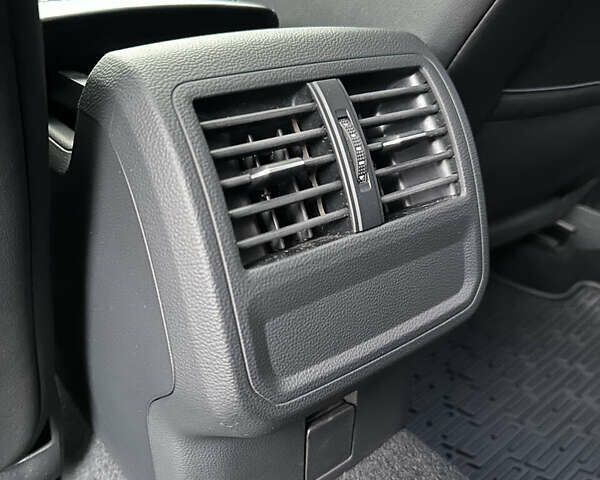 Белый Фольксваген Arteon, объемом двигателя 1.98 л и пробегом 46 тыс. км за 23900 $, фото 30 на Automoto.ua