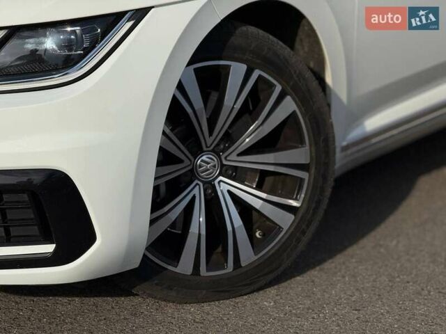 Белый Фольксваген Arteon, объемом двигателя 1.98 л и пробегом 135 тыс. км за 20800 $, фото 6 на Automoto.ua