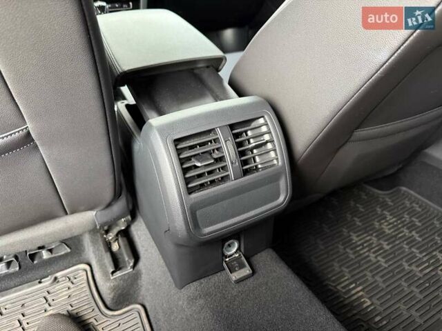 Белый Фольксваген Arteon, объемом двигателя 1.98 л и пробегом 135 тыс. км за 20800 $, фото 35 на Automoto.ua