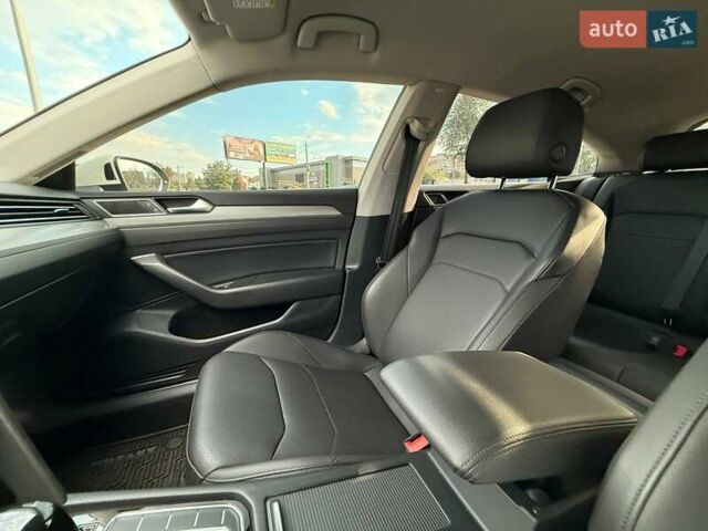 Белый Фольксваген Arteon, объемом двигателя 1.98 л и пробегом 135 тыс. км за 20800 $, фото 57 на Automoto.ua