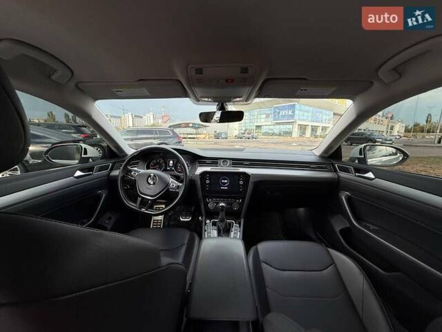 Белый Фольксваген Arteon, объемом двигателя 1.98 л и пробегом 135 тыс. км за 20800 $, фото 36 на Automoto.ua