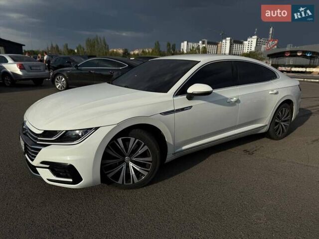 Белый Фольксваген Arteon, объемом двигателя 1.98 л и пробегом 135 тыс. км за 20800 $, фото 7 на Automoto.ua
