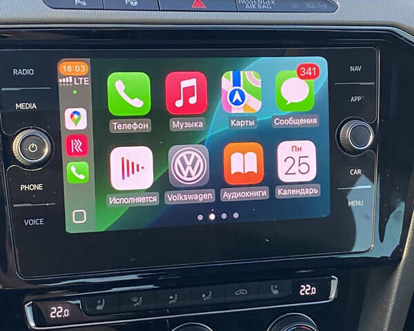 Белый Фольксваген Arteon, объемом двигателя 1.97 л и пробегом 97 тыс. км за 27900 $, фото 21 на Automoto.ua