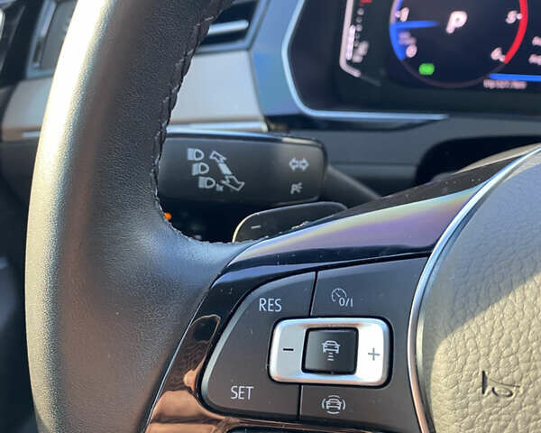 Белый Фольксваген Arteon, объемом двигателя 1.97 л и пробегом 97 тыс. км за 27900 $, фото 15 на Automoto.ua