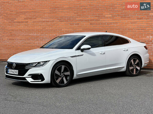 Белый Фольксваген Arteon, объемом двигателя 1.98 л и пробегом 36 тыс. км за 27900 $, фото 5 на Automoto.ua
