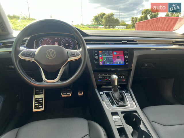 Белый Фольксваген Arteon, объемом двигателя 1.98 л и пробегом 36 тыс. км за 27900 $, фото 22 на Automoto.ua