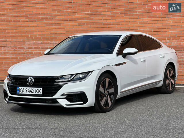 Белый Фольксваген Arteon, объемом двигателя 1.98 л и пробегом 36 тыс. км за 27900 $, фото 11 на Automoto.ua