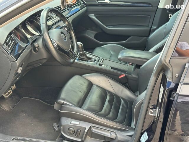 Черный Фольксваген Arteon, объемом двигателя 2 л и пробегом 226 тыс. км за 25990 $, фото 7 на Automoto.ua
