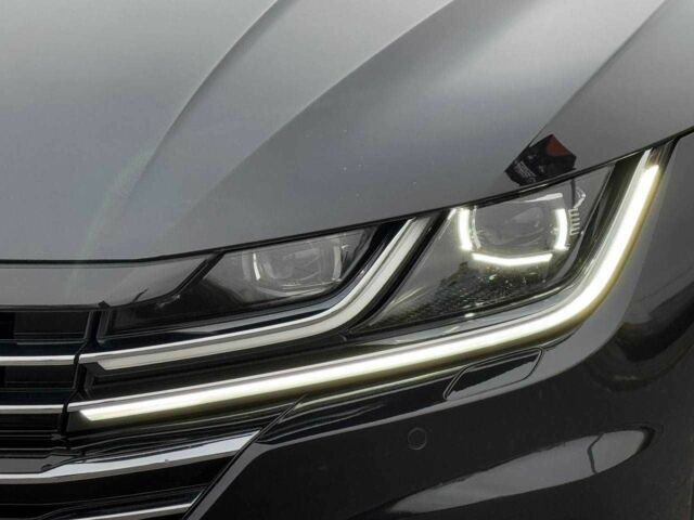 Черный Фольксваген Arteon, объемом двигателя 0 л и пробегом 117 тыс. км за 26000 $, фото 2 на Automoto.ua