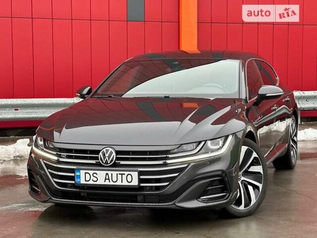 Черный Фольксваген Arteon, объемом двигателя 2 л и пробегом 149 тыс. км за 33900 $, фото 3 на Automoto.ua