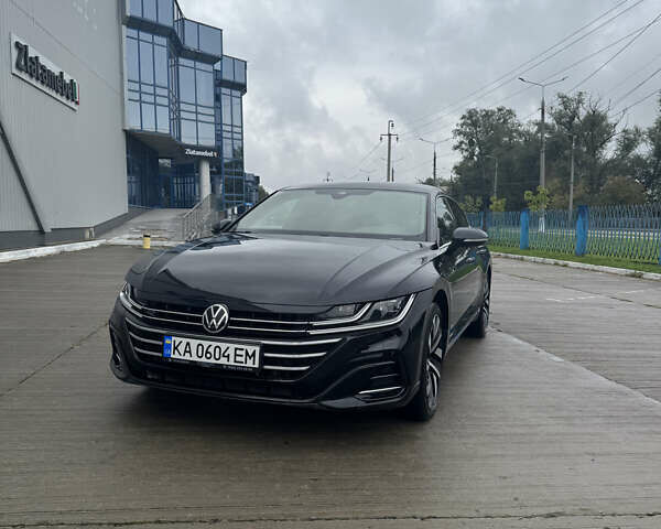 Черный Фольксваген Arteon, объемом двигателя 1.97 л и пробегом 44 тыс. км за 45000 $, фото 3 на Automoto.ua