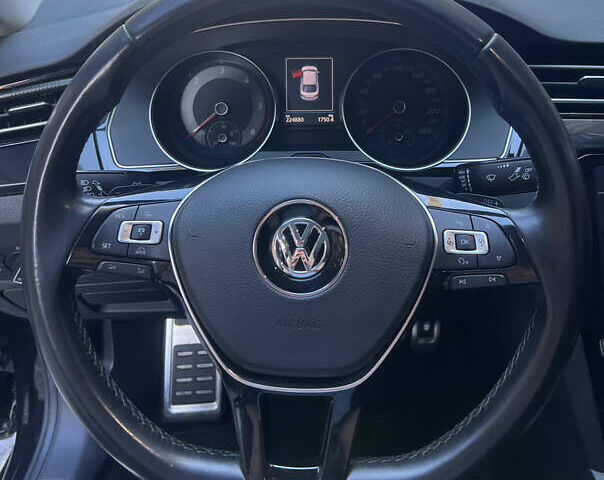 Черный Фольксваген Arteon, объемом двигателя 1.97 л и пробегом 225 тыс. км за 26500 $, фото 10 на Automoto.ua