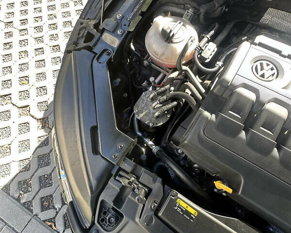 Черный Фольксваген Arteon, объемом двигателя 2 л и пробегом 176 тыс. км за 27000 $, фото 50 на Automoto.ua