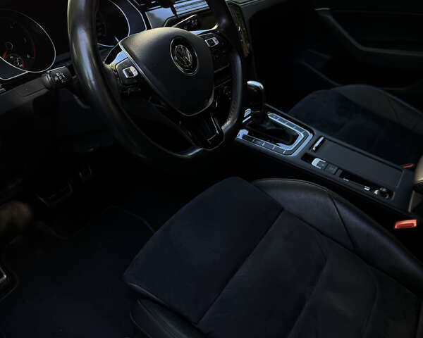 Черный Фольксваген Arteon, объемом двигателя 2 л и пробегом 176 тыс. км за 27000 $, фото 16 на Automoto.ua