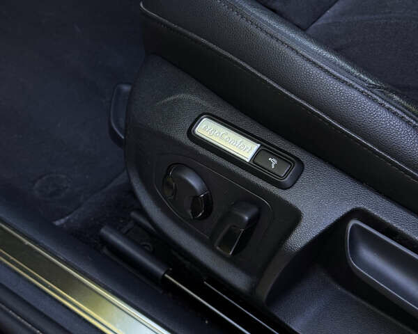 Черный Фольксваген Arteon, объемом двигателя 2 л и пробегом 176 тыс. км за 27000 $, фото 27 на Automoto.ua