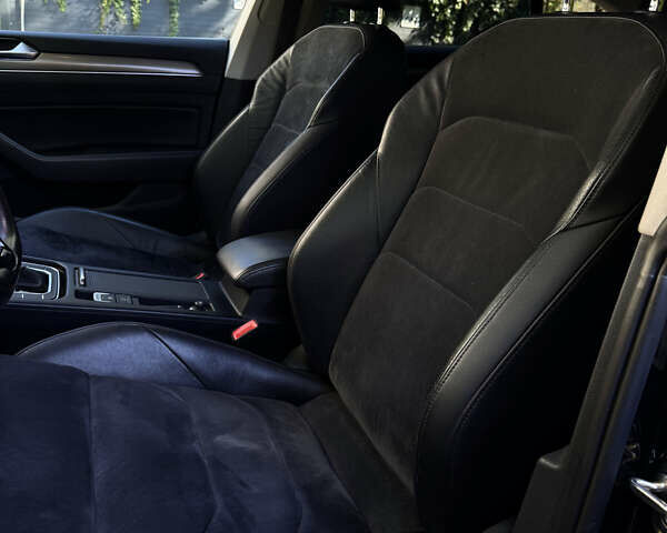 Черный Фольксваген Arteon, объемом двигателя 2 л и пробегом 176 тыс. км за 27000 $, фото 26 на Automoto.ua
