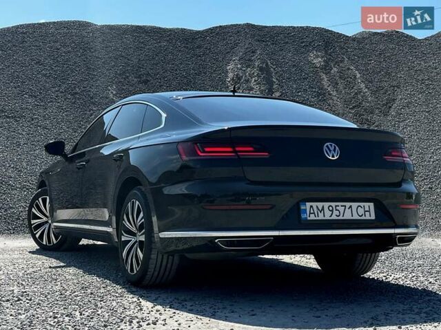 Черный Фольксваген Arteon, объемом двигателя 1.98 л и пробегом 241 тыс. км за 21800 $, фото 6 на Automoto.ua