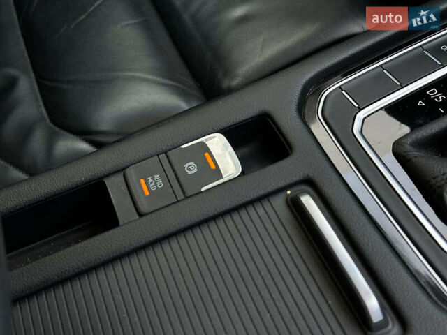 Черный Фольксваген Arteon, объемом двигателя 2 л и пробегом 226 тыс. км за 25990 $, фото 32 на Automoto.ua
