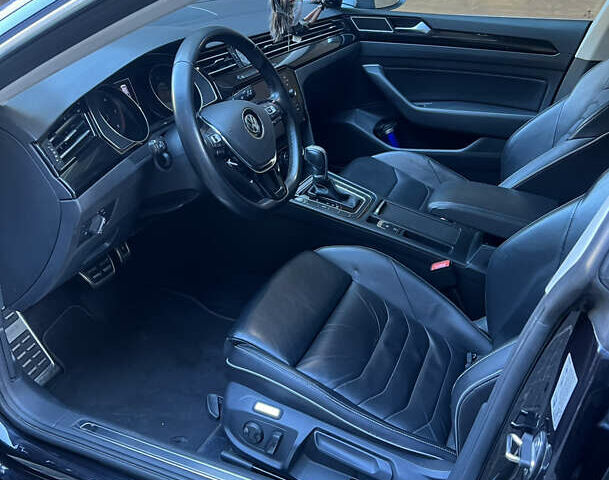 Черный Фольксваген Arteon, объемом двигателя 1.97 л и пробегом 225 тыс. км за 26500 $, фото 8 на Automoto.ua