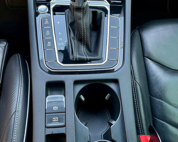 Чорний Фольксваген Arteon, об'ємом двигуна 1.98 л та пробігом 74 тис. км за 26000 $, фото 13 на Automoto.ua