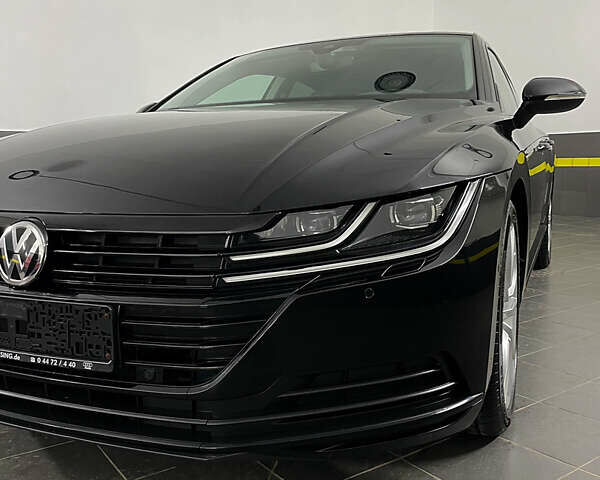 Черный Фольксваген Arteon, объемом двигателя 2 л и пробегом 148 тыс. км за 25999 $, фото 27 на Automoto.ua